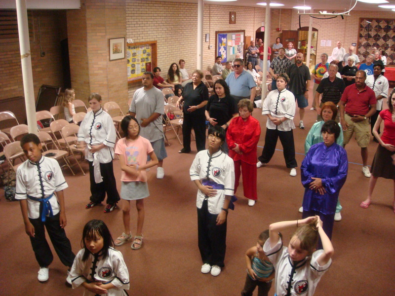 Image: /media/?path=/sports/Kung Fu/2007-10-06 Malee's School's 13 Anniversary/20071006-155142-0.jpg